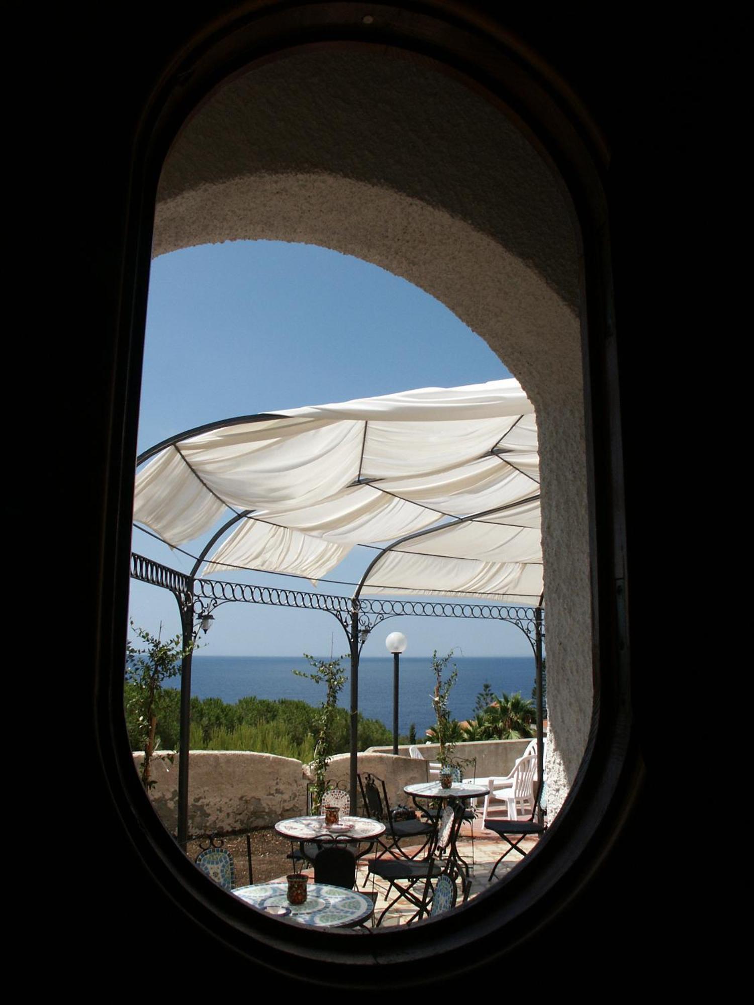 Terrazza Sul Plemmirio Bed & Breakfast Syracuse Bagian luar foto
