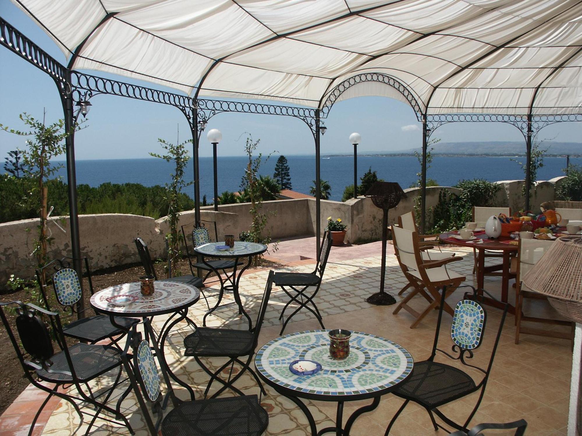 Terrazza Sul Plemmirio Bed & Breakfast Syracuse Bagian luar foto
